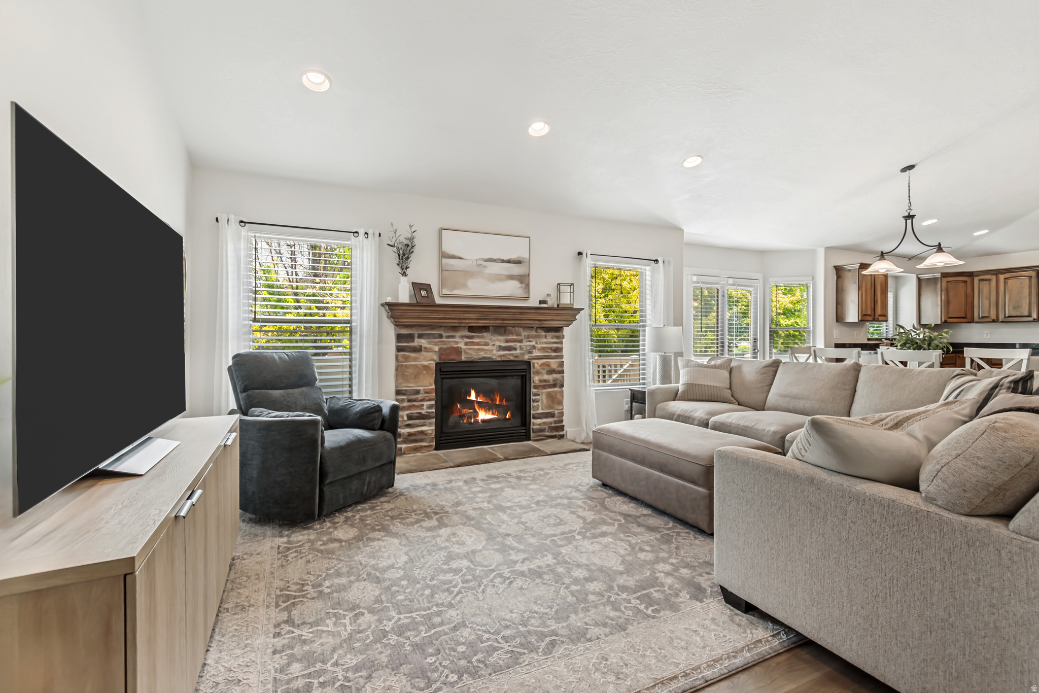 BELLEVUE - Residential