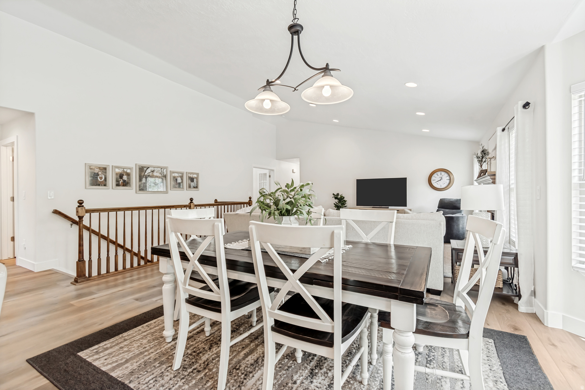 BELLEVUE - Residential