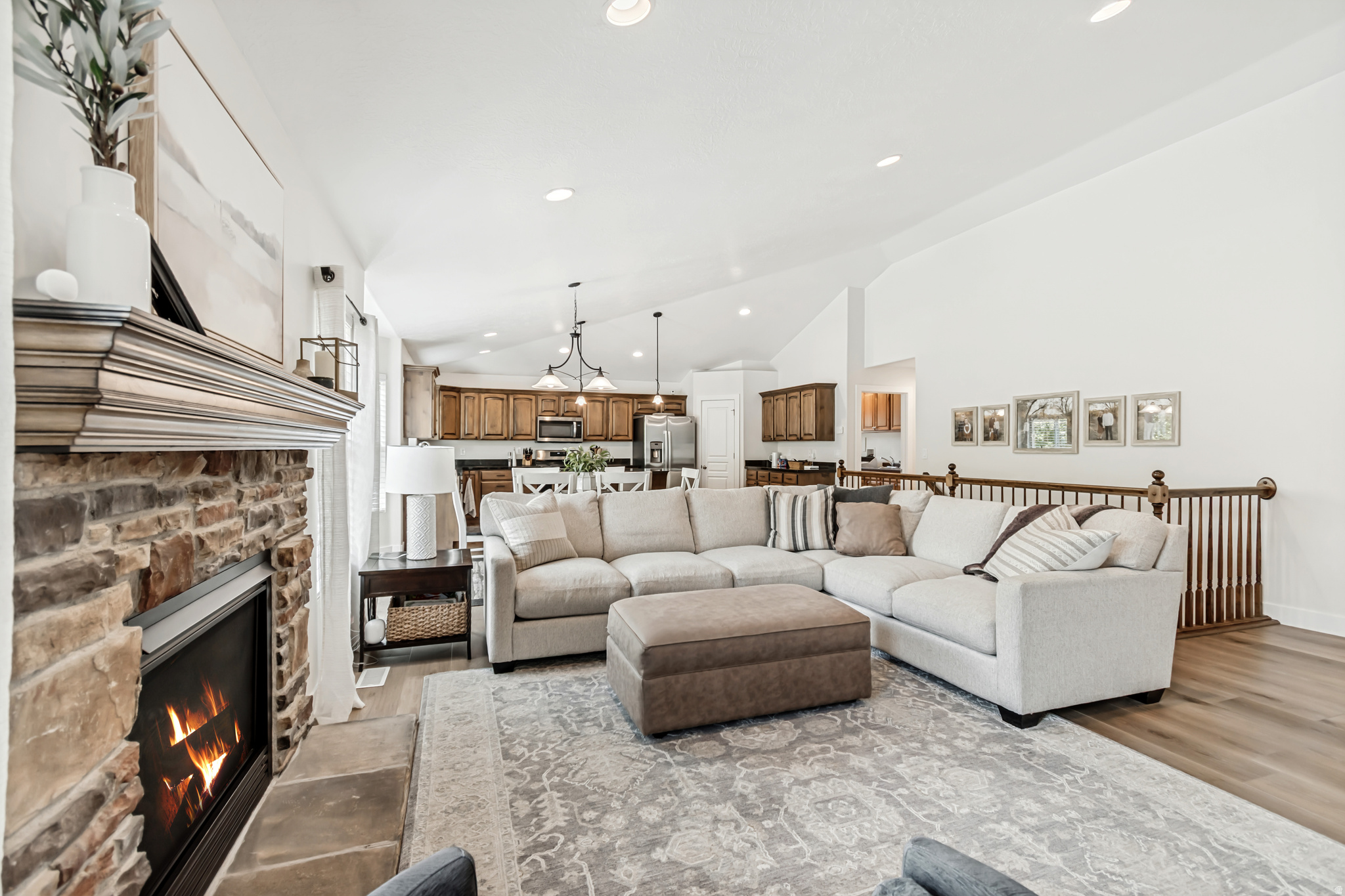 BELLEVUE - Residential