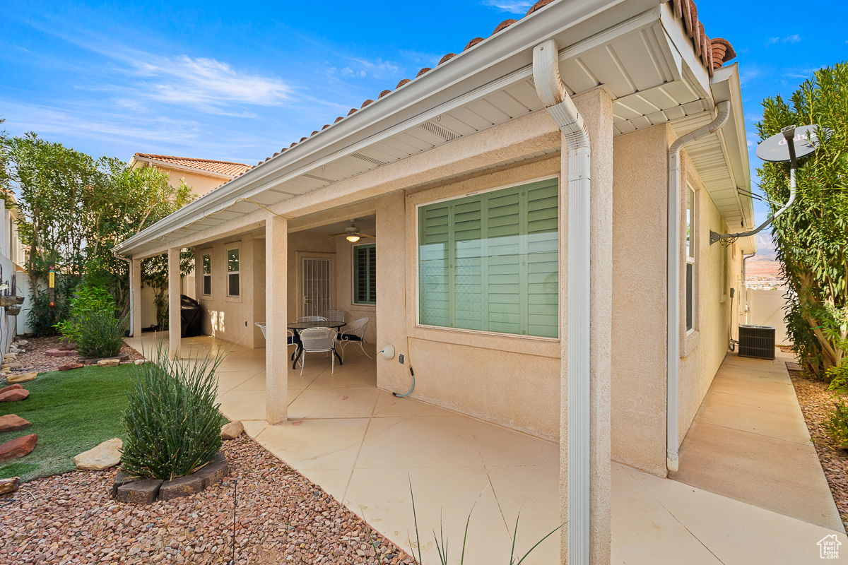 RIDGEPOINTE - Residential