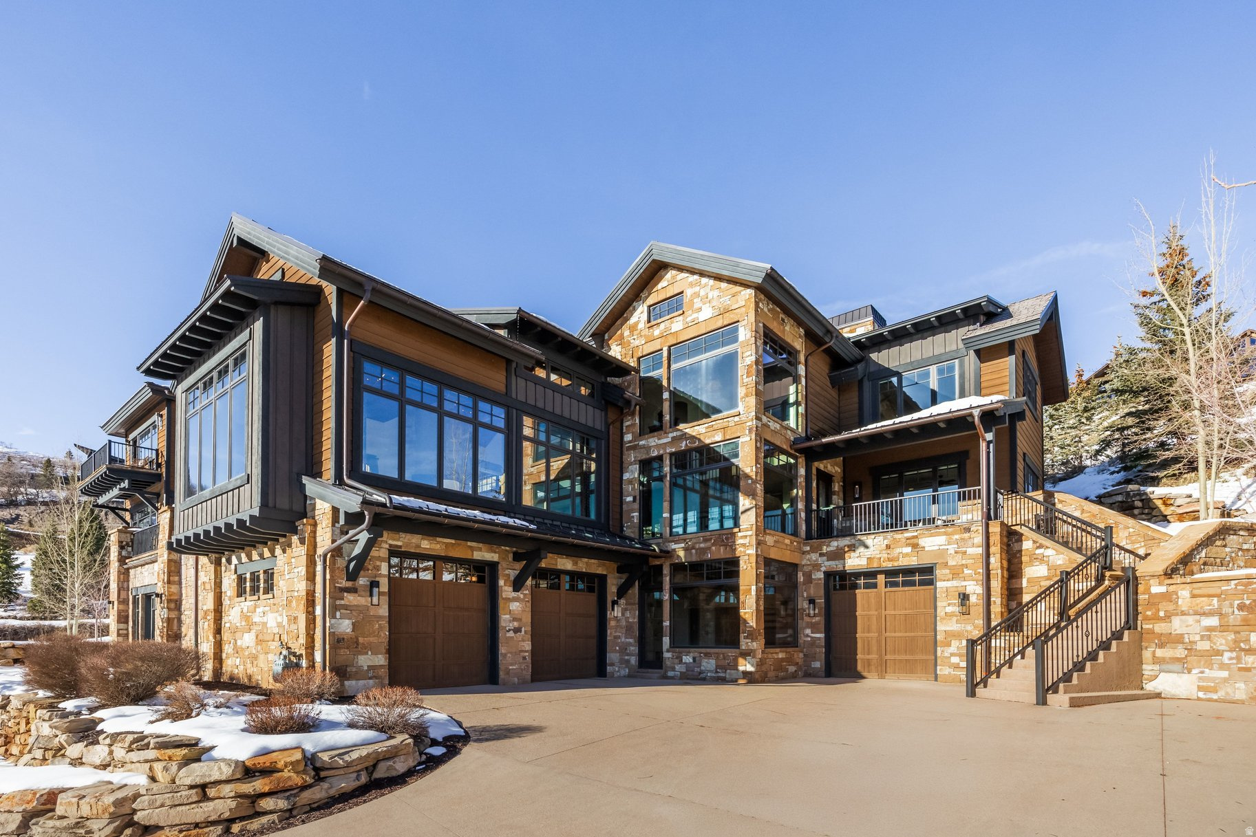 DEER CREST ESTATES - Residential