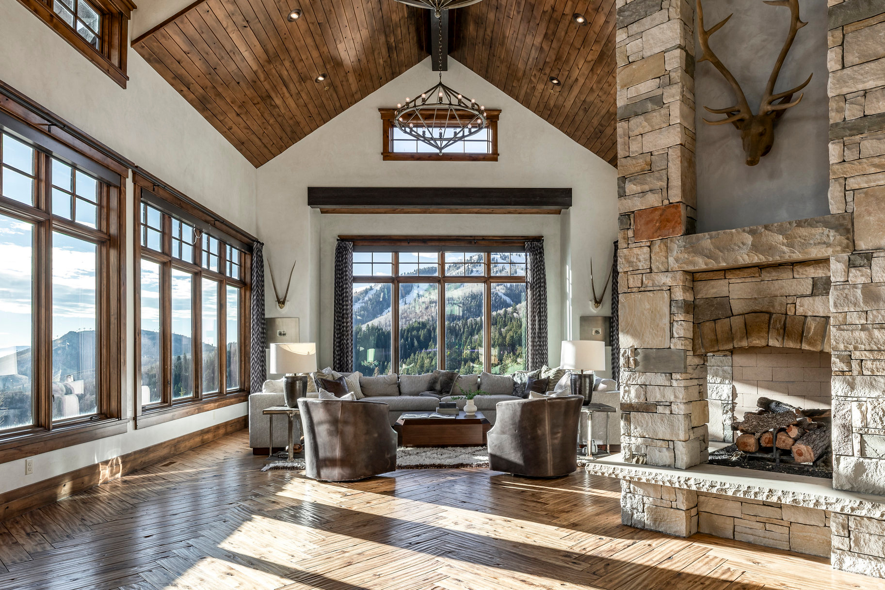 DEER CREST ESTATES - Residential