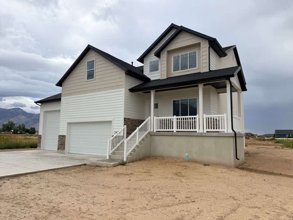Photo of 2405 W 3200 N, Farr West, UT 84404 (MLS # 2147775)