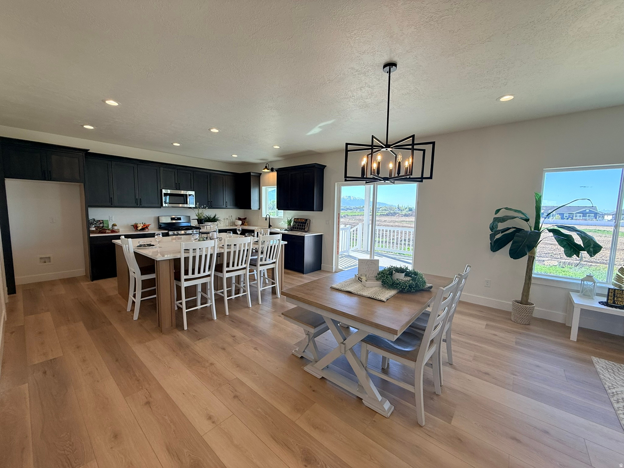 HAPPY DAYS PHASE 2 - Residential