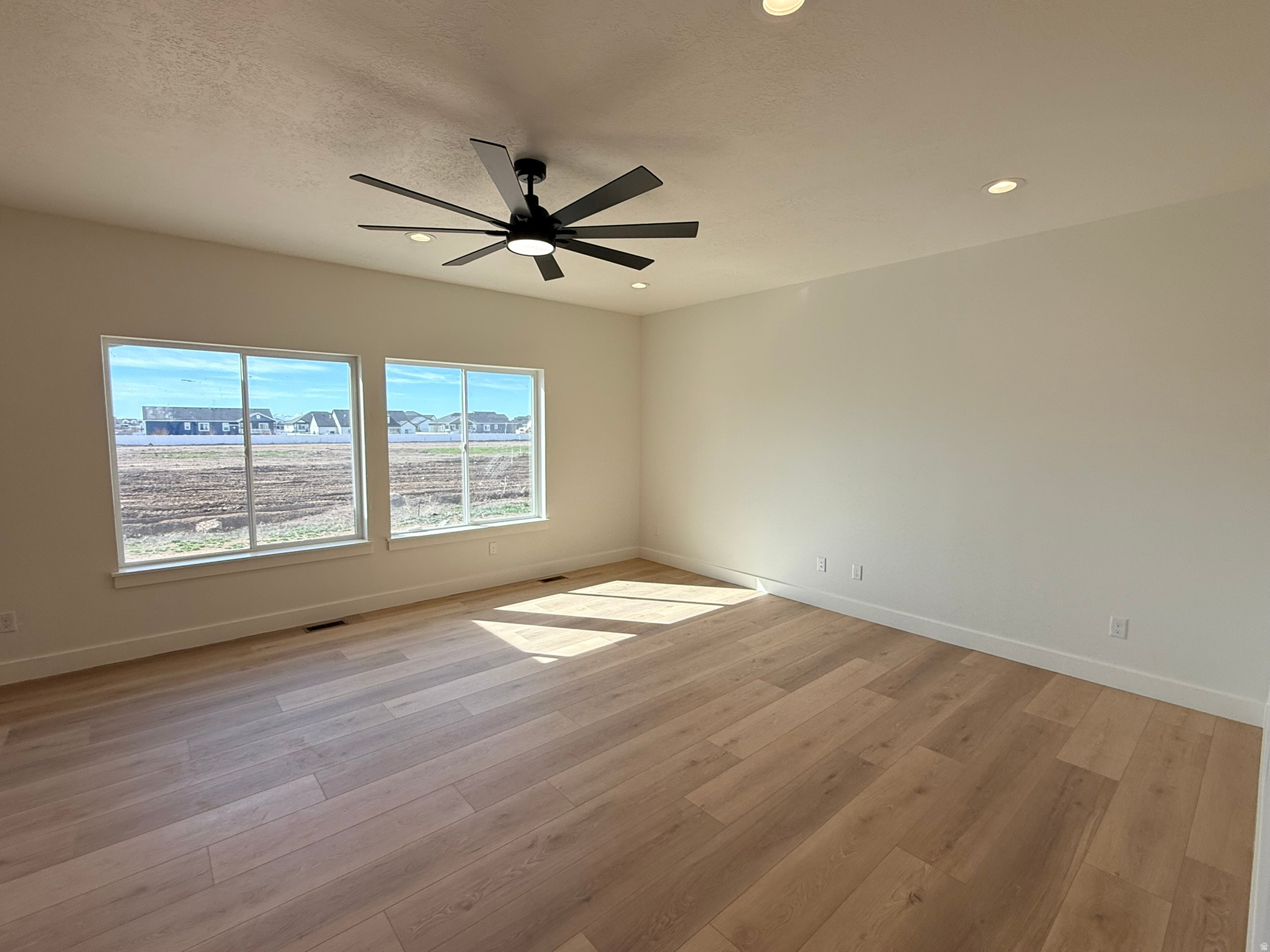 HAPPY DAYS PHASE 2 - Residential