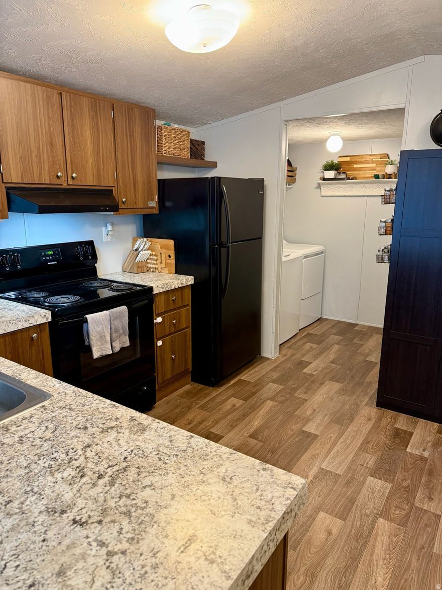 This Nearly new Mobile home built in 2022 is sure to please and comes with a ramp for handicap access as well as Central A.C. The low lot rent of $450/mo. makes this an affordable option and a great opportunity for you and your family. Call or text owner for appt.