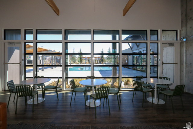 WATERS EDGE - Residential