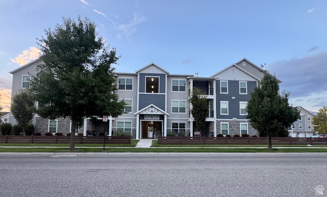 WATERS EDGE - Residential