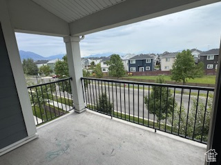 WATERS EDGE - Residential