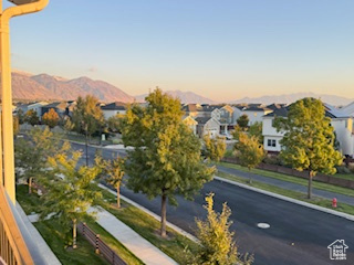 WATERS EDGE - Residential