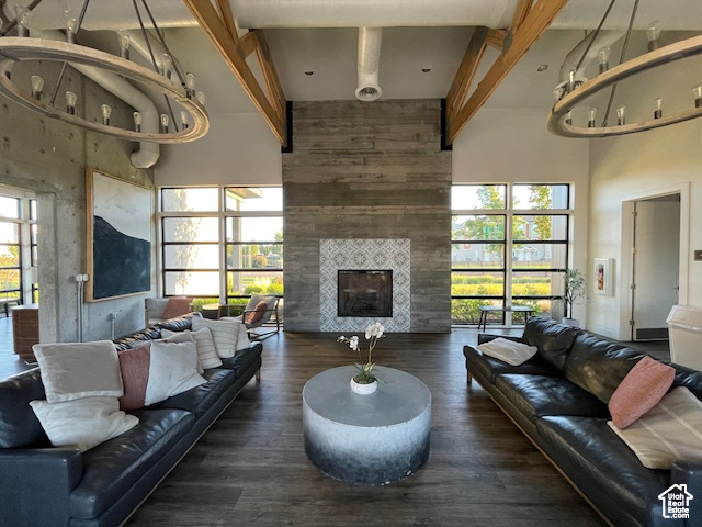 WATERS EDGE - Residential