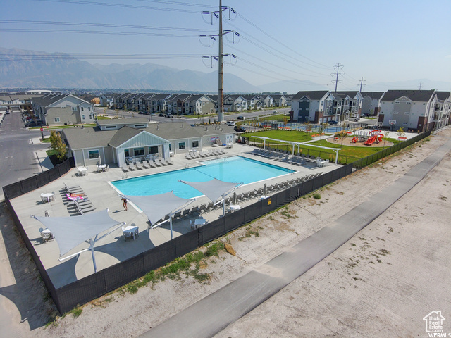 WATERS EDGE - Residential