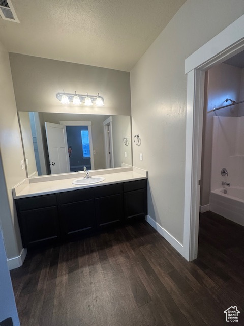 WATERS EDGE - Residential