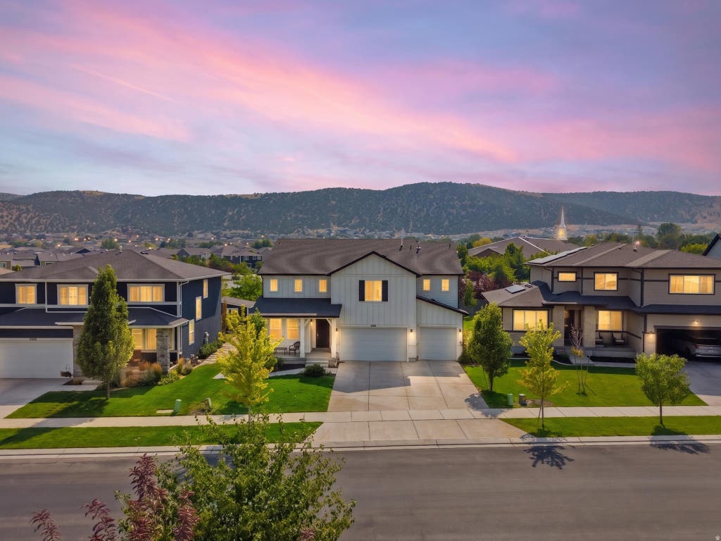 Photo of 7275 N EVANS RANCH DR, Eagle Mountain, UT 84005 (MLS # 2177422)
