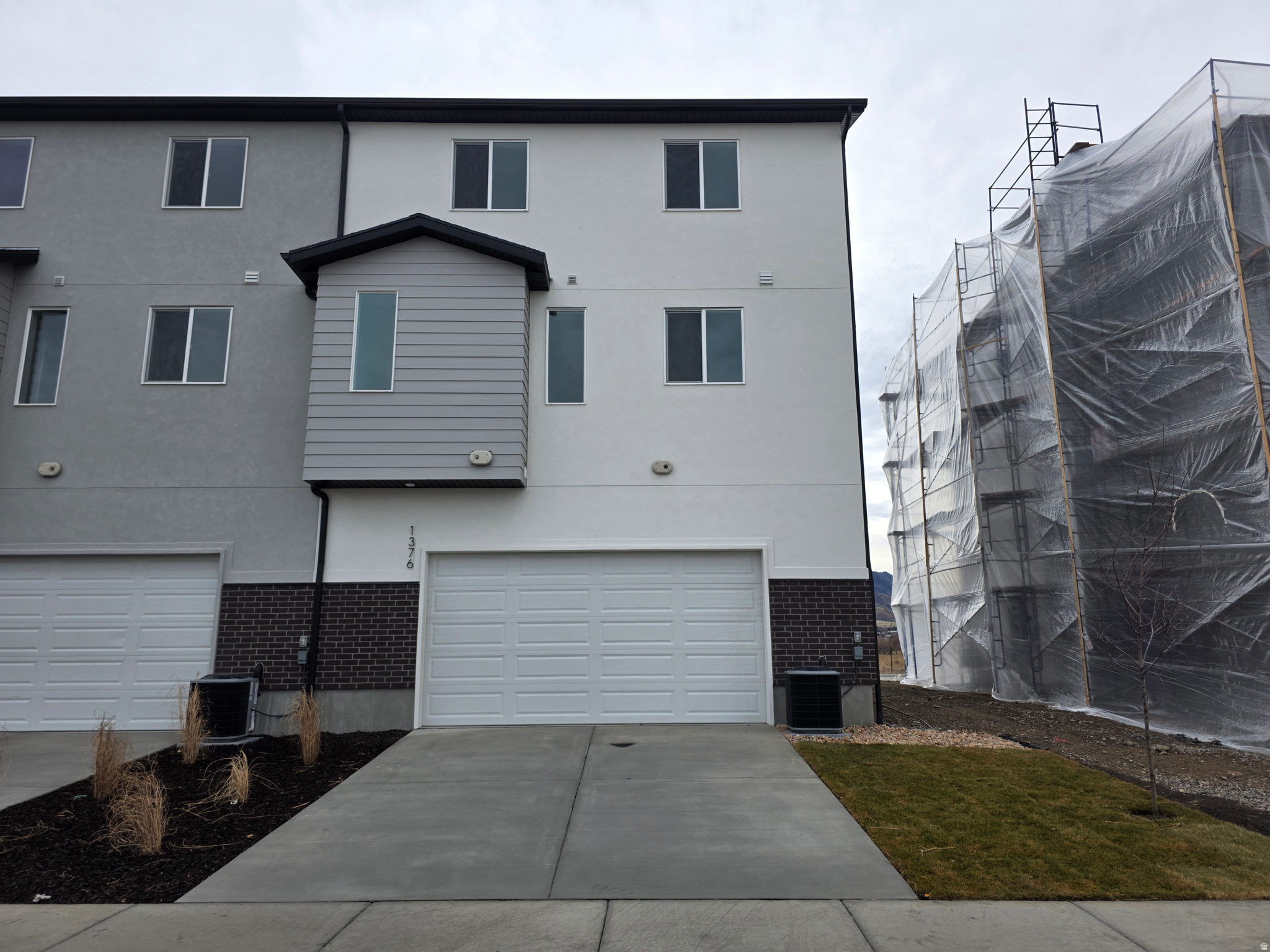 ARROWHEAD RANCH - Residential