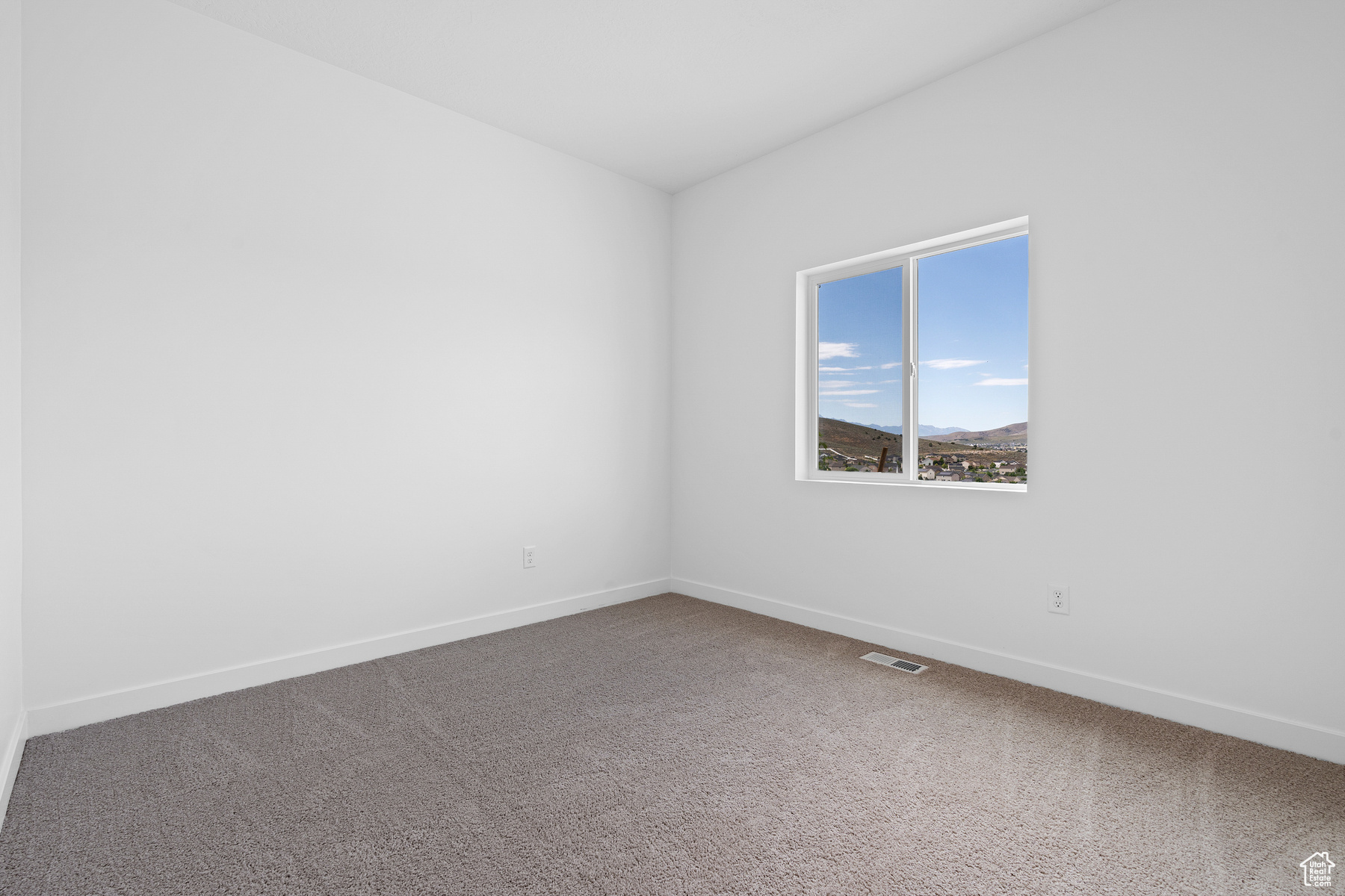 7174 Oquirrh Ranch Pkwy, Eagle Mountain, Utah image 13