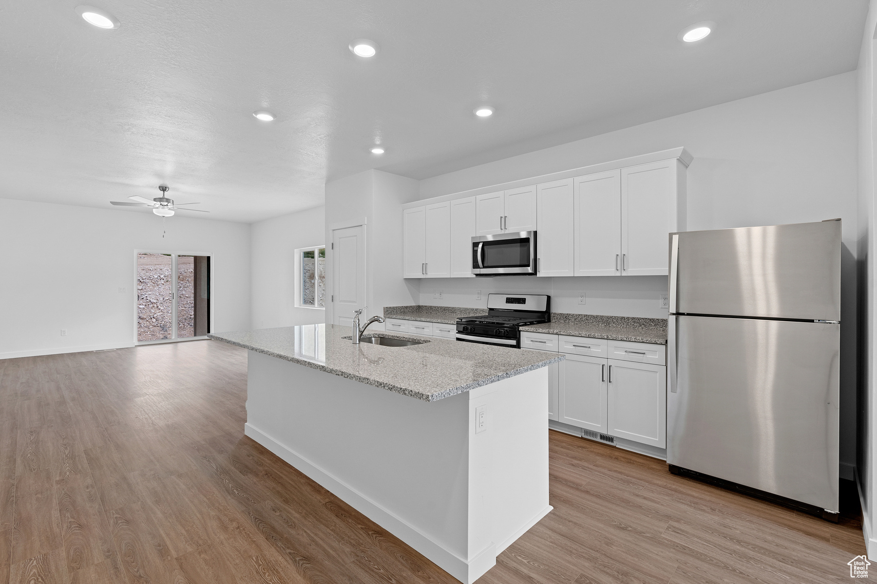 7174 Oquirrh Ranch Pkwy, Eagle Mountain, Utah image 5