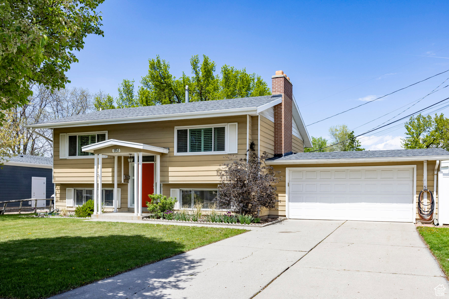 1151 E Chevy Chase Dr, Murray, Utah image 2