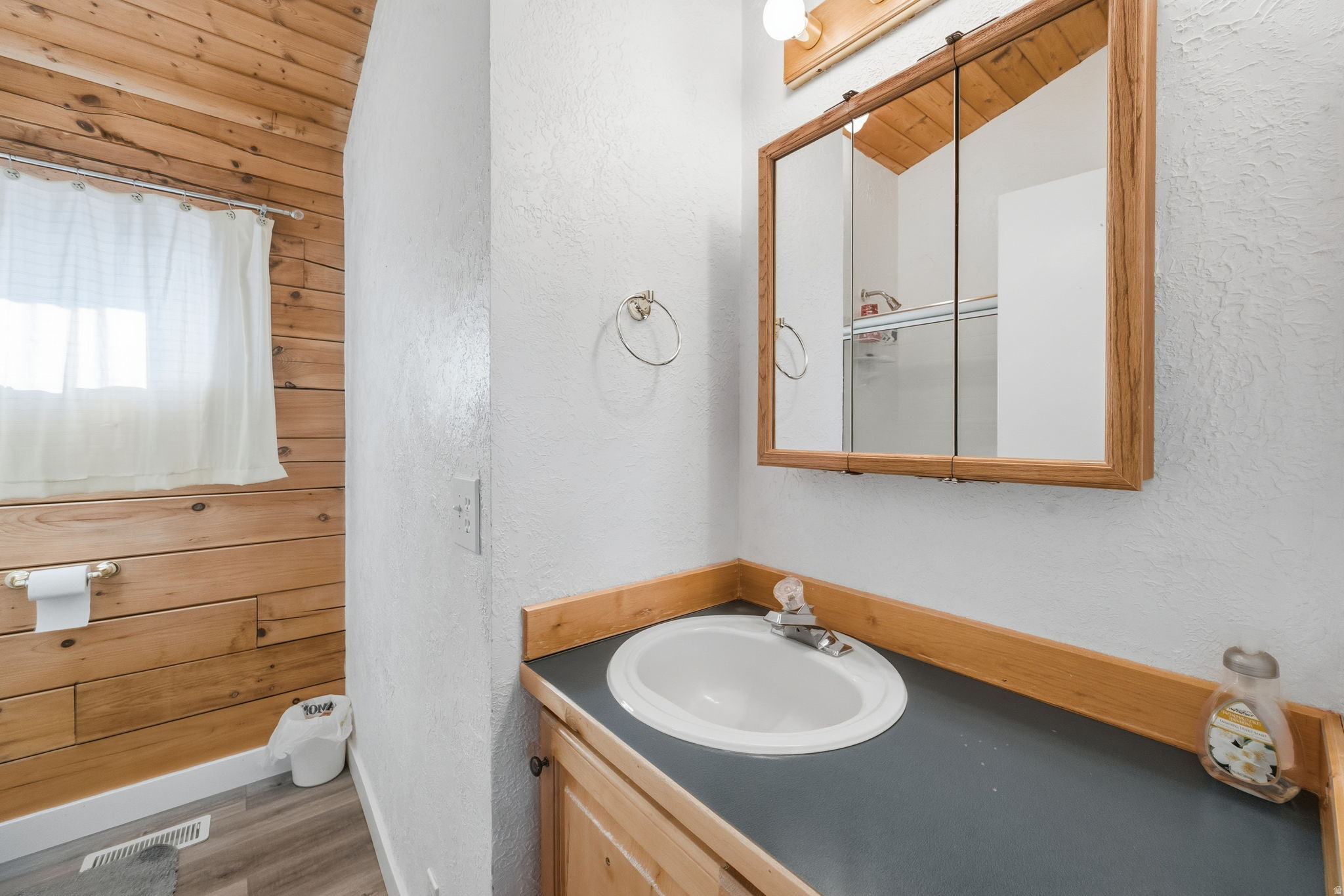 TIMBER LAKES - Residential