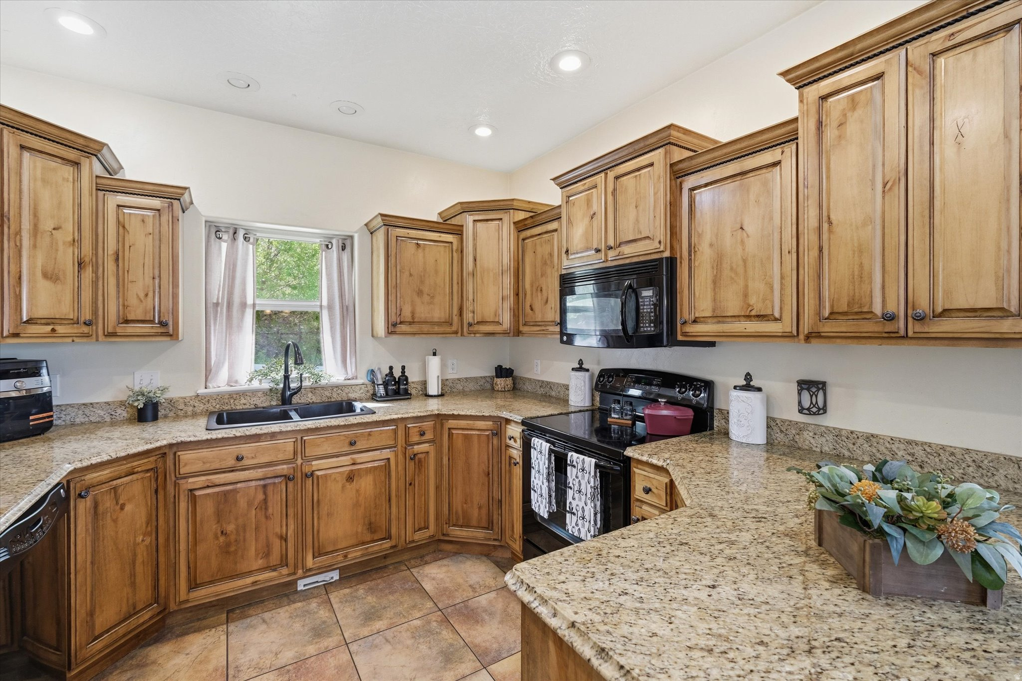 MAYAN HEIGHTS SUBDIVISION - Residential Income