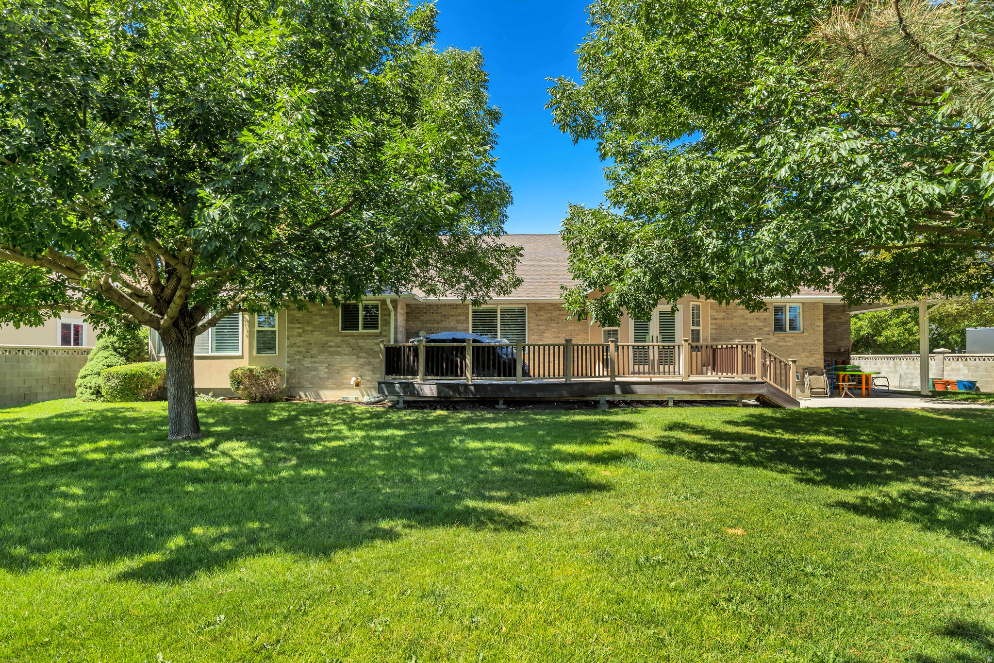 JONES FARM - Residential