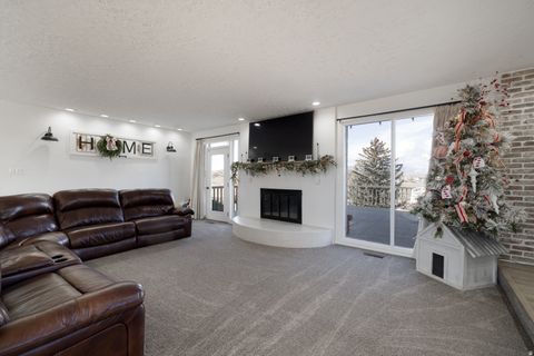 Tiny photo for 163 E 2800 S, Vernal, UT 84078 (MLS # 2124764)