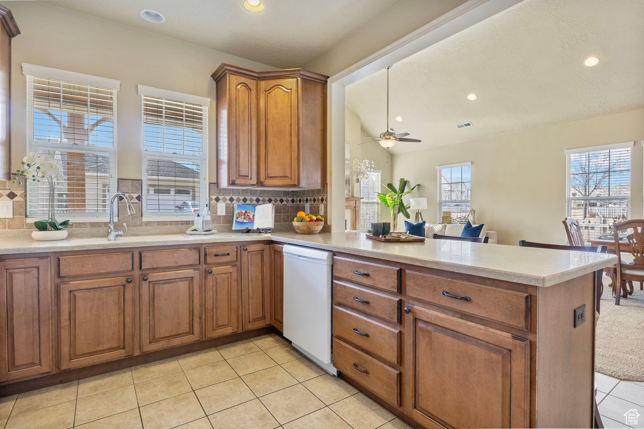 4949 W Black Twig Dr, South Jordan, Utah image 15