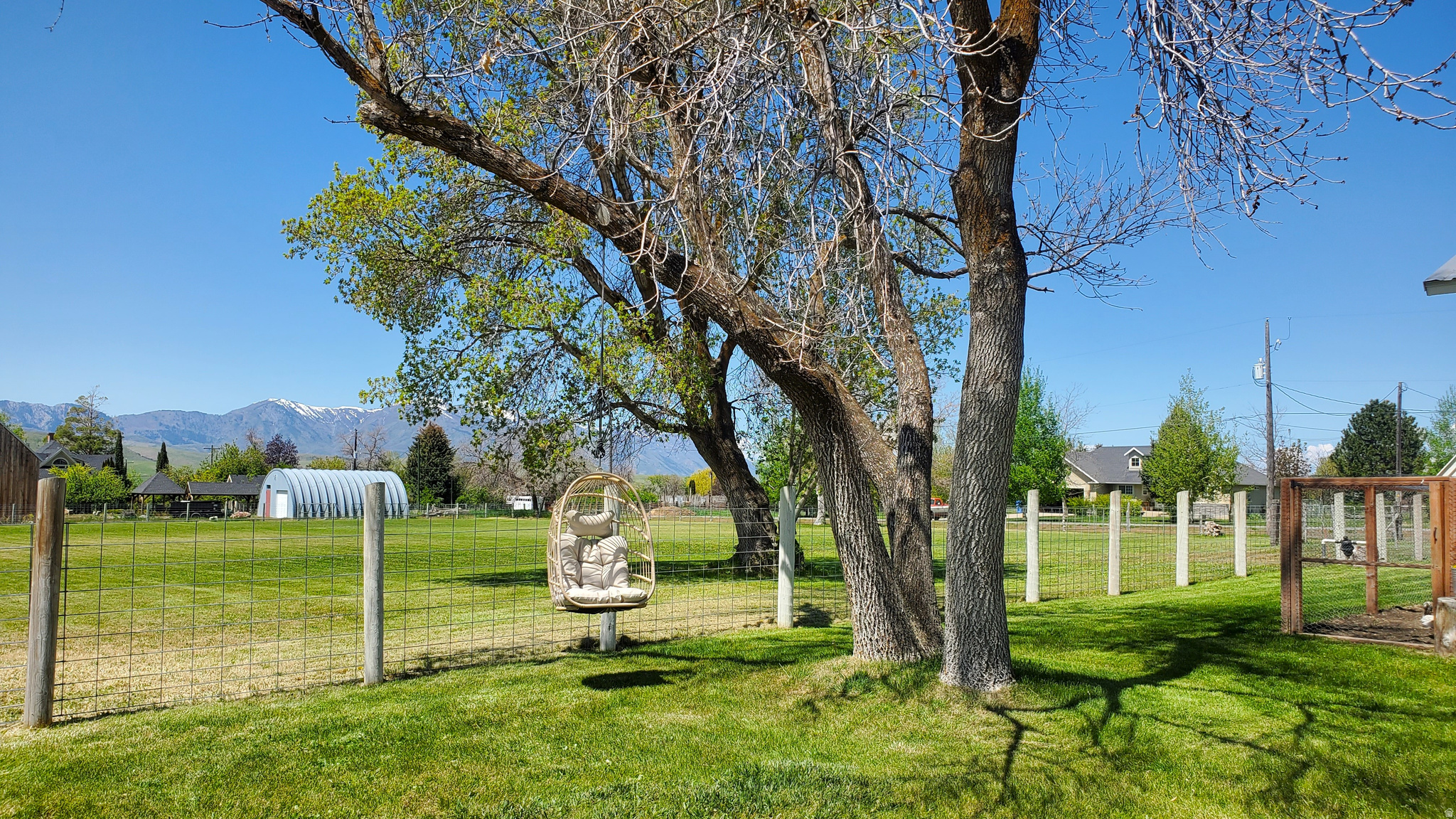 PARADISE CITY SURVEY - Residential