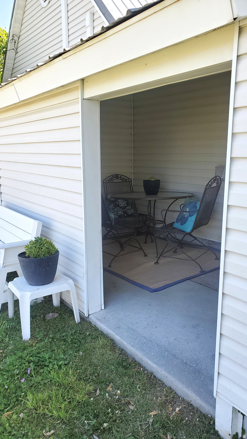 PARADISE CITY SURVEY - Residential