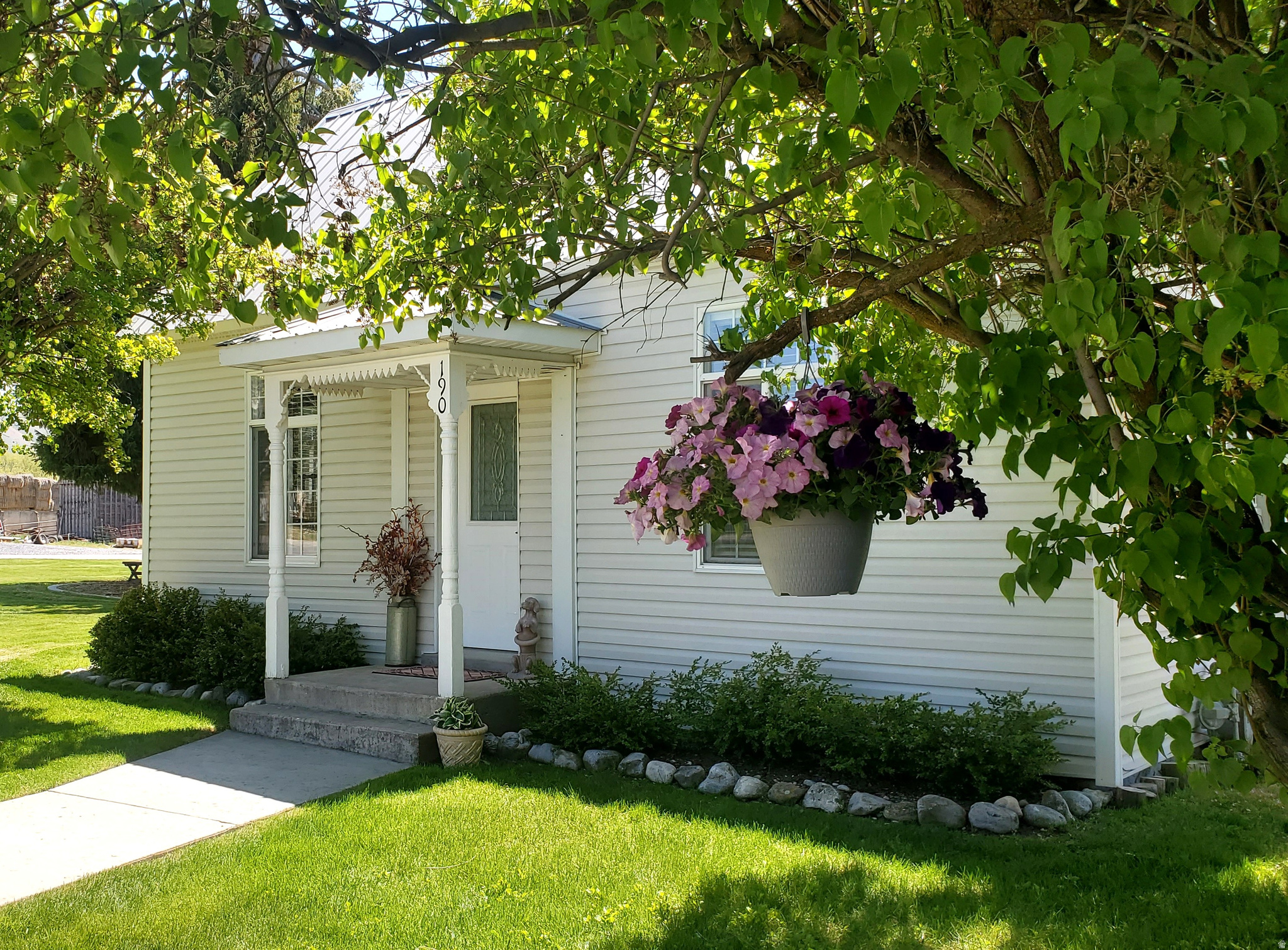 PARADISE CITY SURVEY - Residential