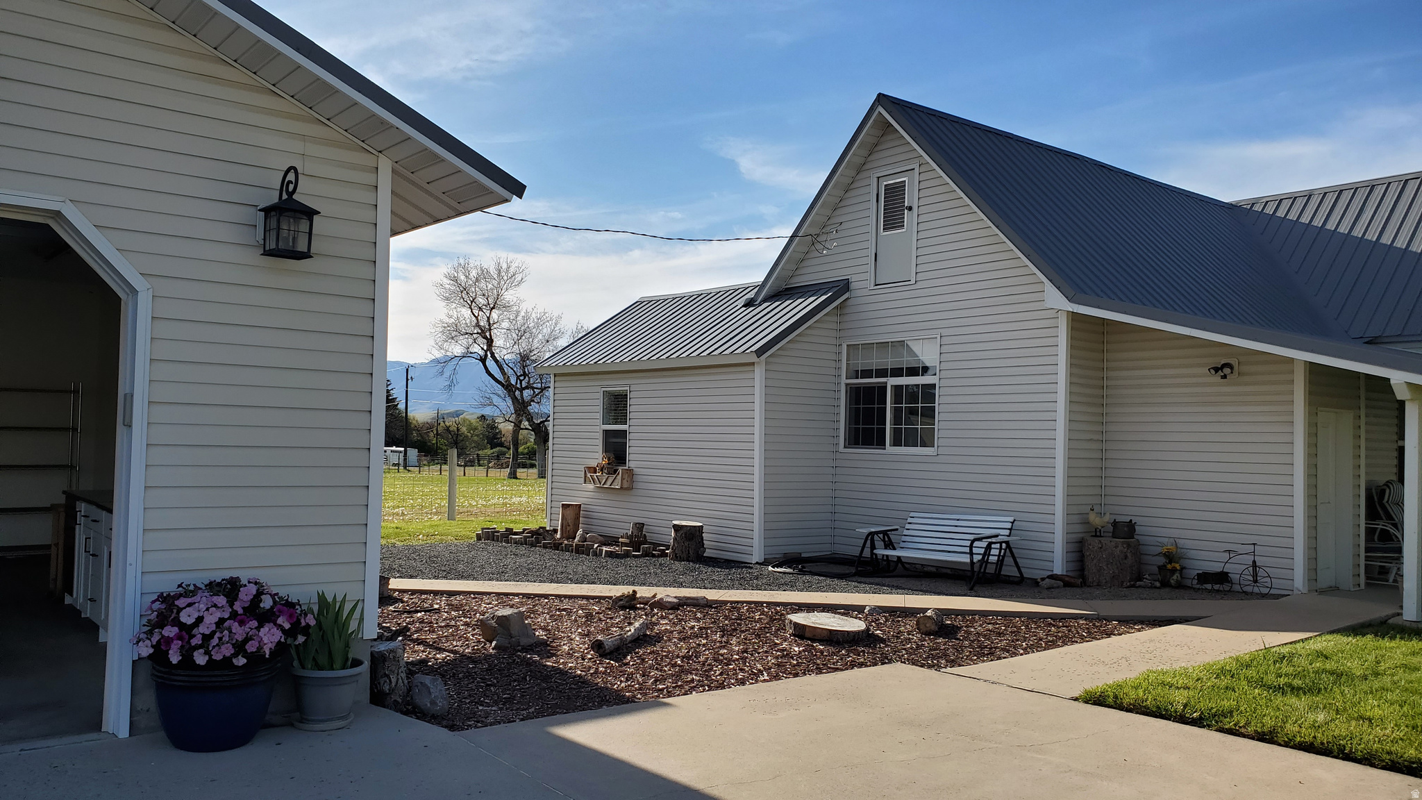 PARADISE CITY SURVEY - Residential