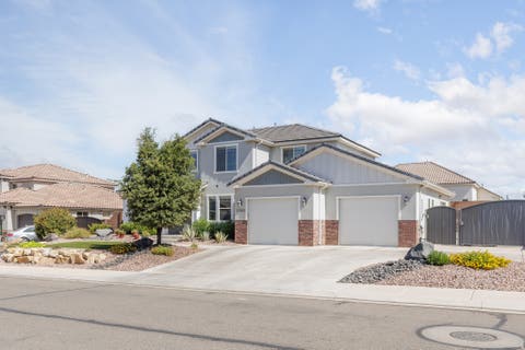 Photo of 3085 E 3150 ST S, Saint George, UT 84790 (MLS # 2167003)