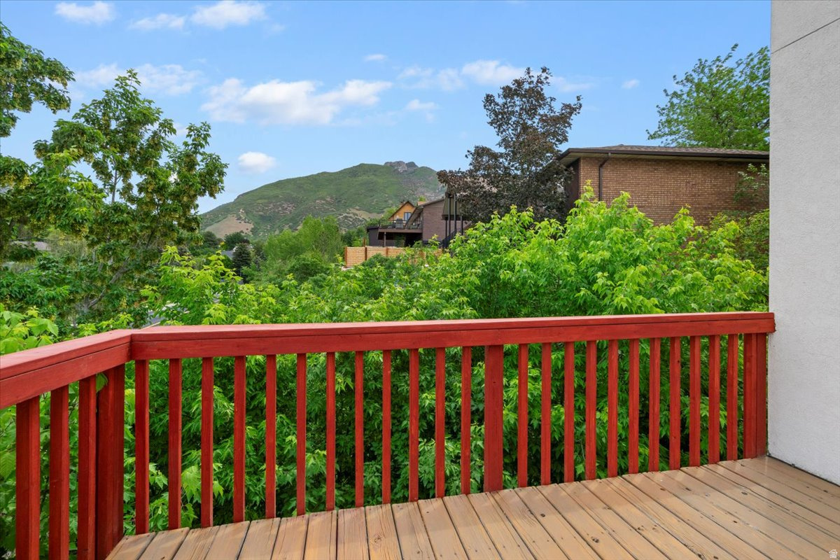 HILLSBOROUGH - Residential