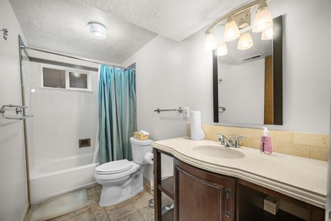 Tiny photo for 994 DEBORAH DR, Bountiful, UT 84010 (MLS # 2144516)