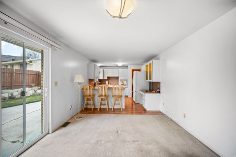 Tiny photo for 994 DEBORAH DR, Bountiful, UT 84010 (MLS # 2144516)