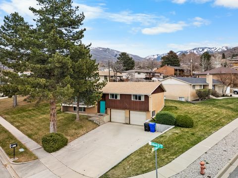Tiny photo for 994 DEBORAH DR, Bountiful, UT 84010 (MLS # 2144516)