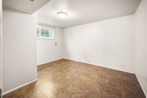 Tiny photo for 994 DEBORAH DR, Bountiful, UT 84010 (MLS # 2144516)