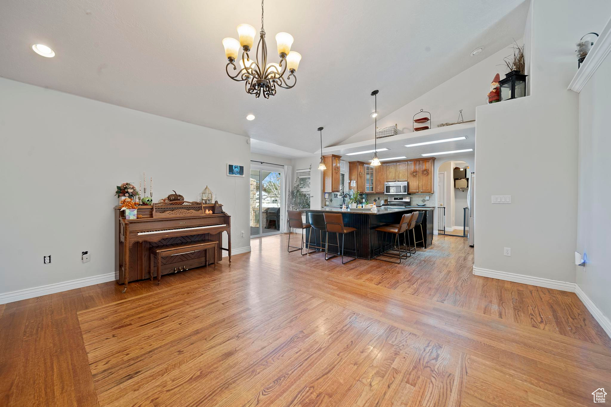 4072 W ASCOT DOWNS DR