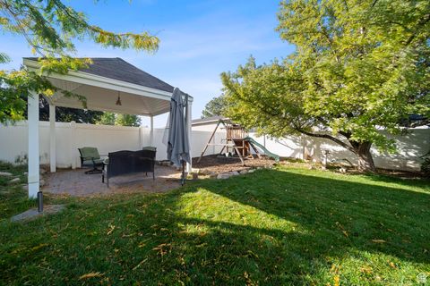 Tiny photo for 4072 W ASCOT DOWNS DR, South Jordan, UT 84009 (MLS # 2117145)