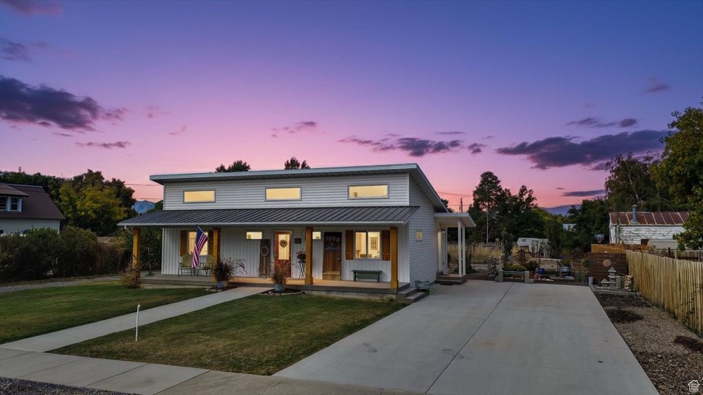Photo of 75 N 300 W, Smithfield, UT 84335 (MLS # 2114807)