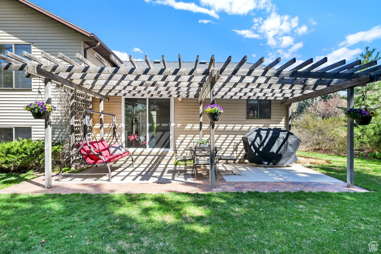 8063 S 2525, South Weber, Utah image 32