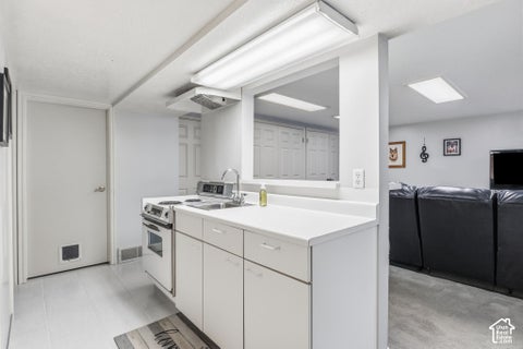 Tiny photo for 1513 E 5975 S, Holladay, UT 84121 (MLS # 2193810)