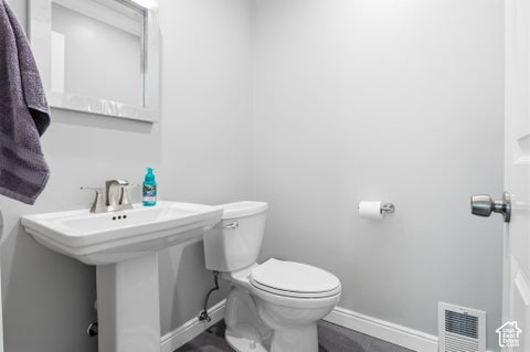 Tiny photo for 1513 E 5975 S, Holladay, UT 84121 (MLS # 2193810)