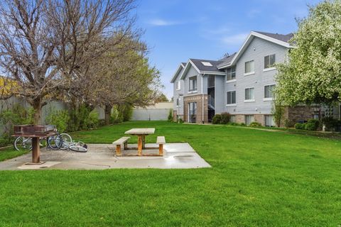Tiny photo for 1533 N RIVERSIDE AVE W #26, Provo, UT 84604 (MLS # 2147966)