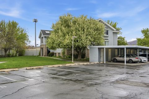 Tiny photo for 1533 N RIVERSIDE AVE W #26, Provo, UT 84604 (MLS # 2147966)