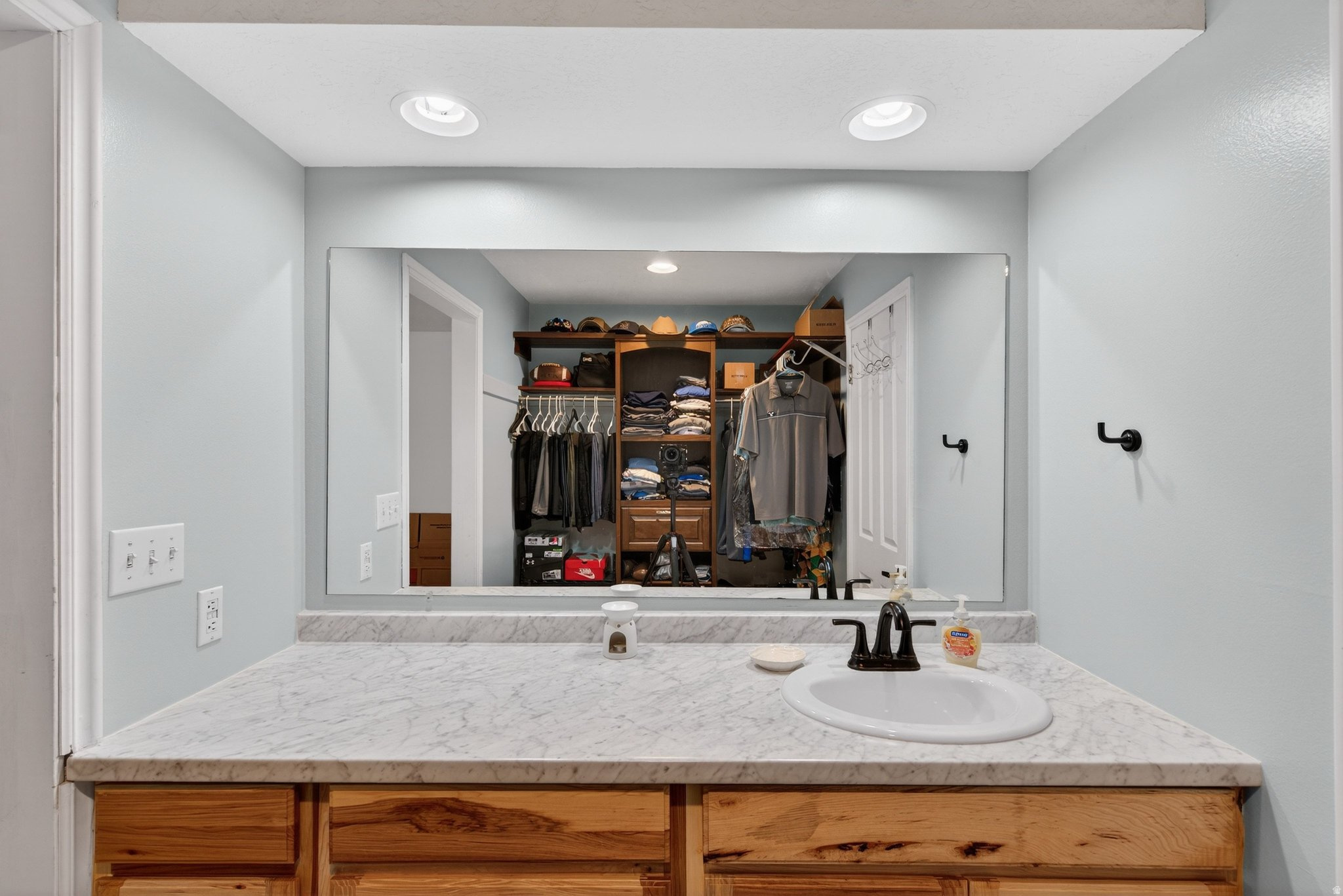 RIVERSIDE AVE CONDO - Residential