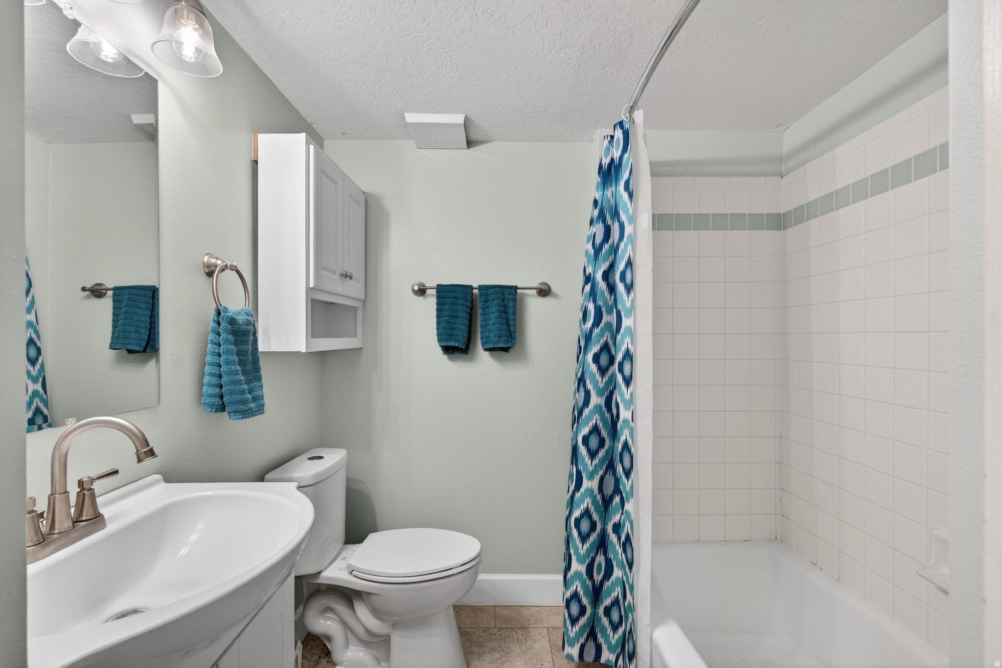 RIVERSIDE AVE CONDO - Residential