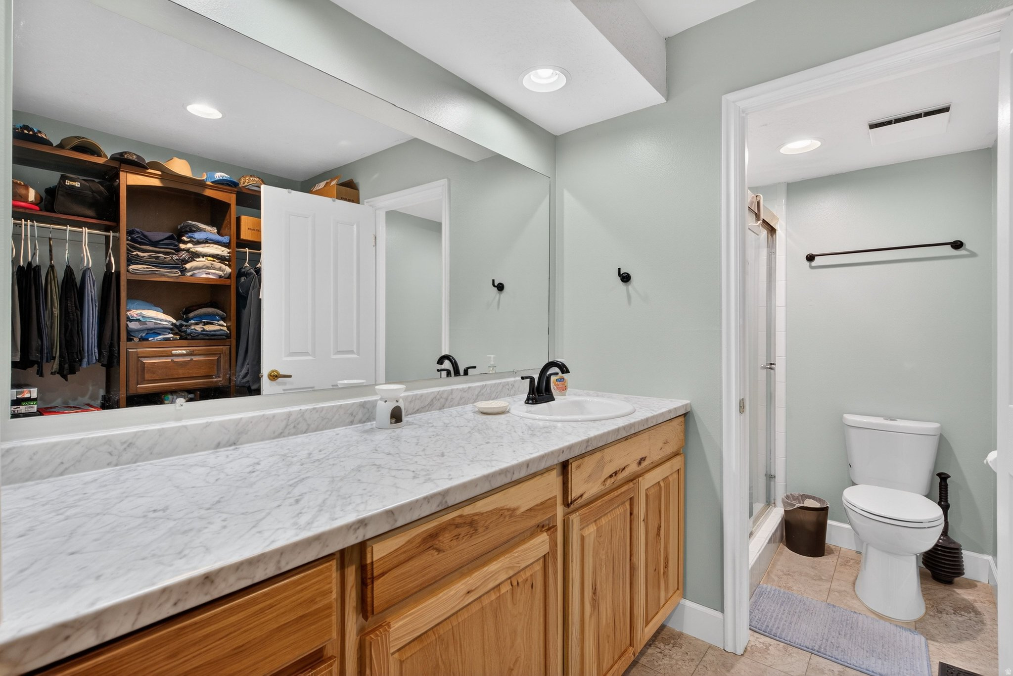 RIVERSIDE AVE CONDO - Residential