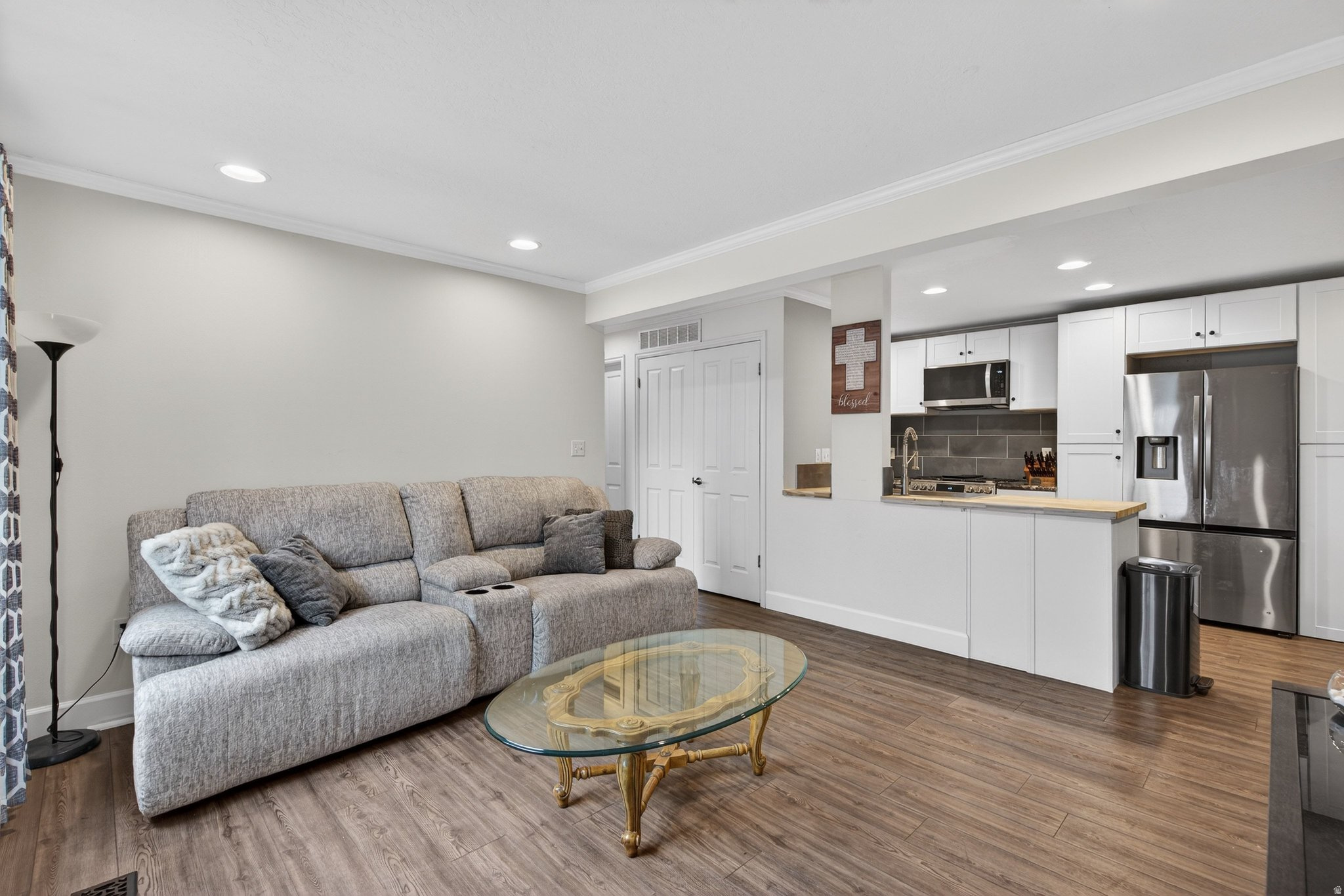 RIVERSIDE AVE CONDO - Residential