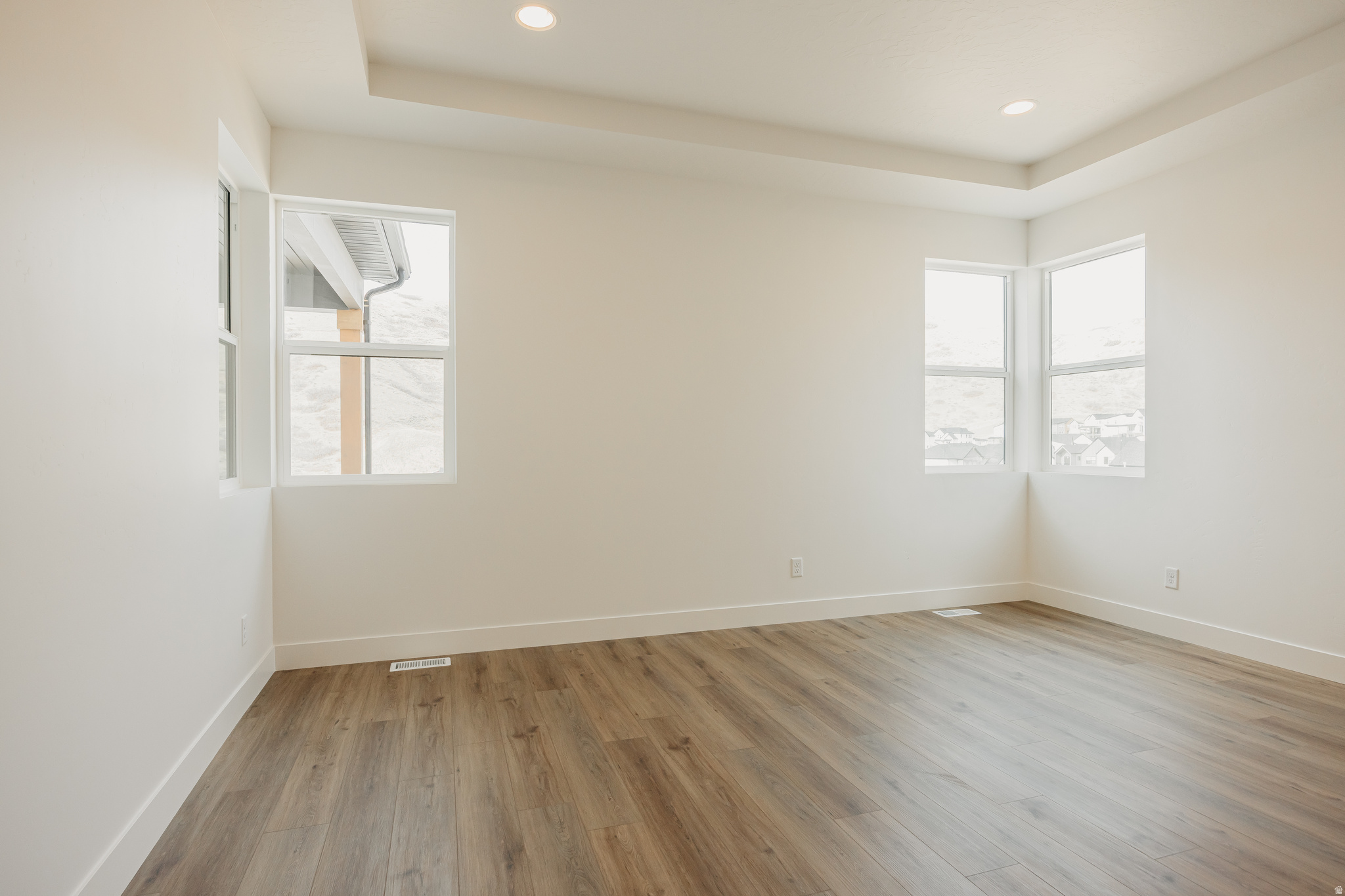 CANYON POINT - Residential